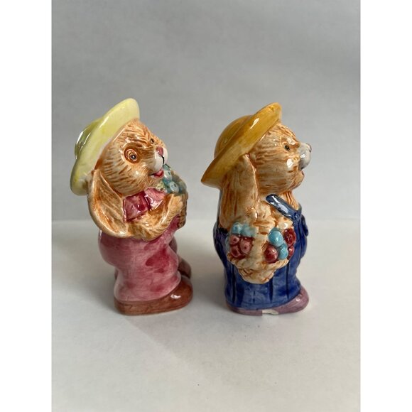 Vintage Ceramic Bunny Salt & Pepper Shakers With Hats & Basket Design E2 - Picture 2 of 6